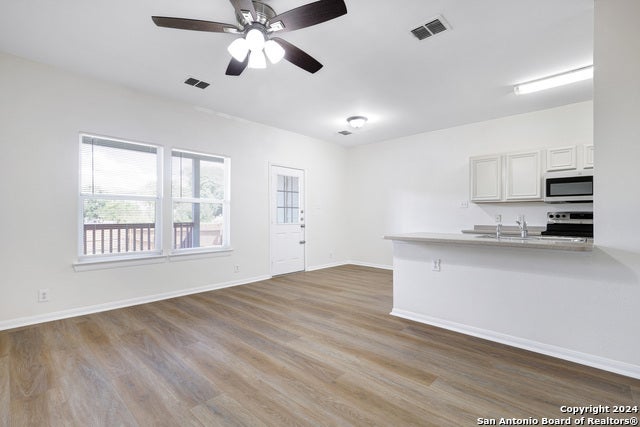 4005 St Charles Bay 4005, San Antonio