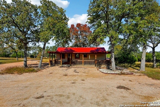 942/944 Fm 3351, Kendalia