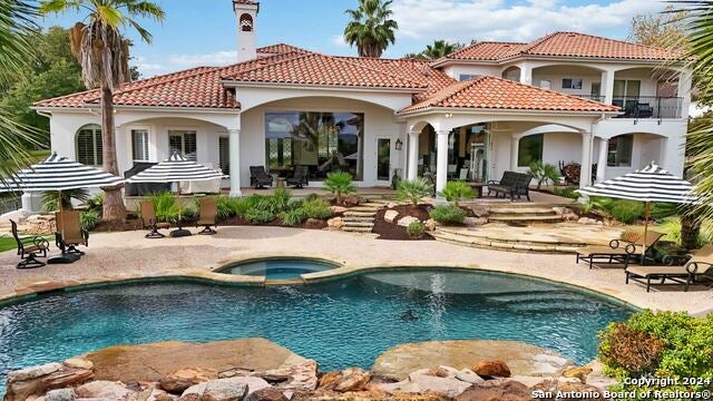 34 Galleria Dr, San Antonio