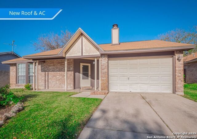 7903 Forest Cabin, Live Oak