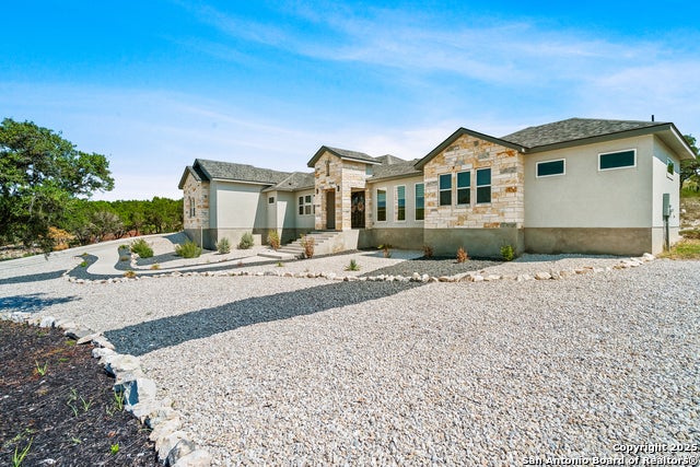 250 Private Road 2775, Mico