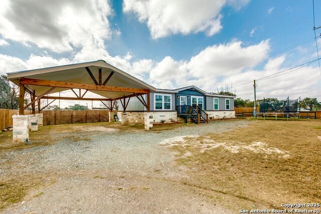 602 E Hunt St, Pleasanton