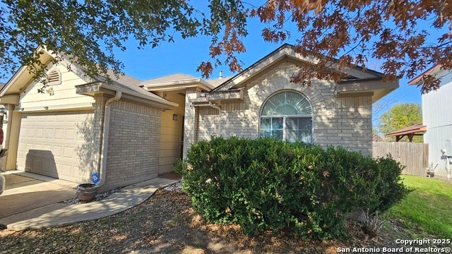 9002 Trumpet Cir, Converse