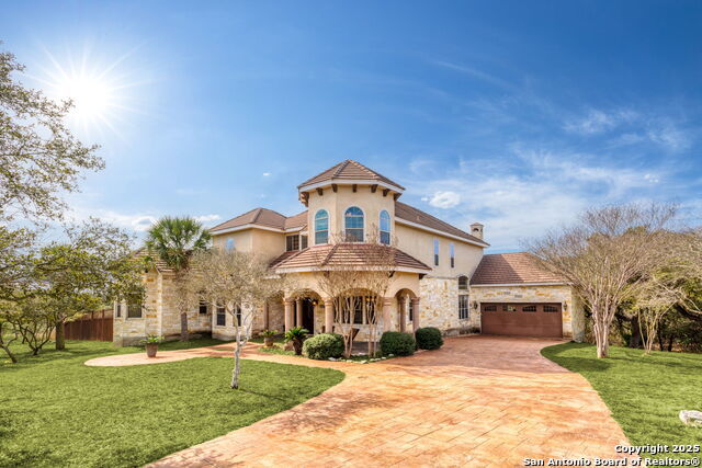 192 County Road 2812, Mico