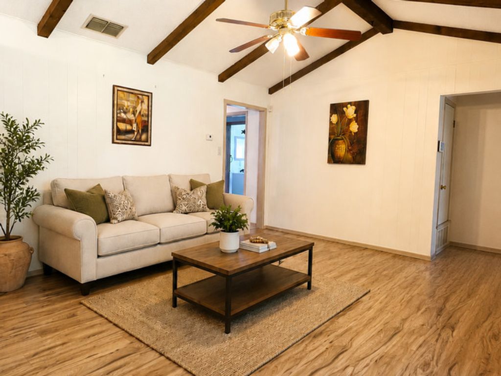 5522 Newcome Drive, San Antonio