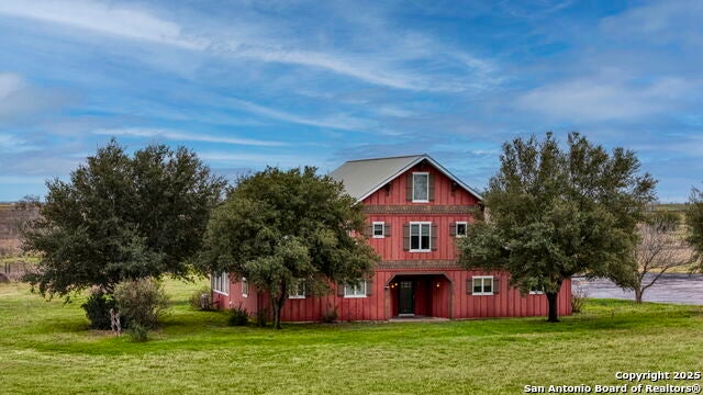 3893 State Highway 97, Floresville