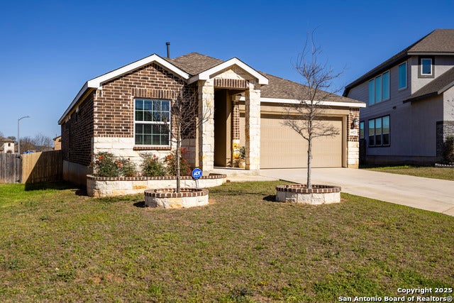 6023 Akin Stroll, San Antonio