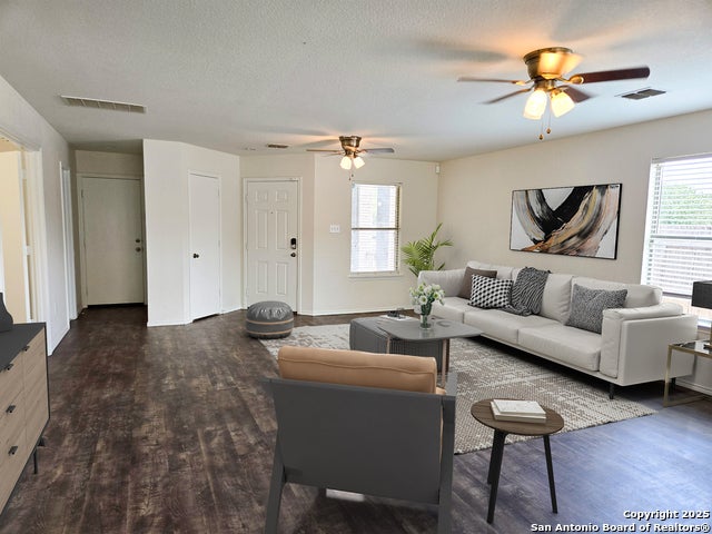 3227 Sunbird Bay, San Antonio