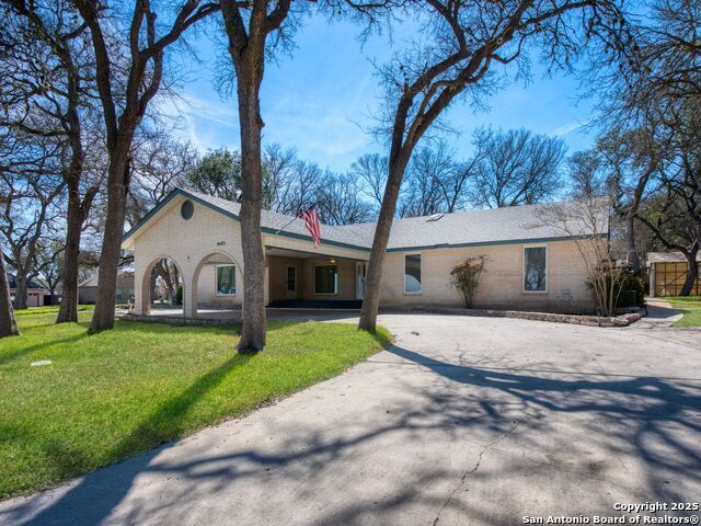 1903 Town Creek, Cibolo