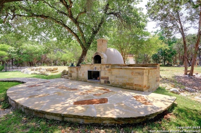 133 Fair Springs, Boerne