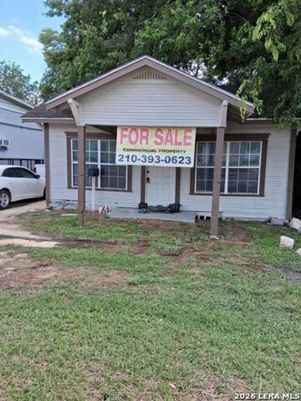 614 W Hildebrand, San Antonio