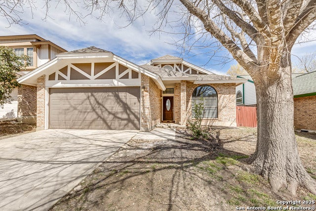 7655 Spanish Wood, San Antonio