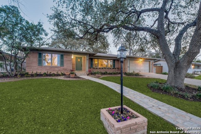 510 S Woodcrest, San Antonio