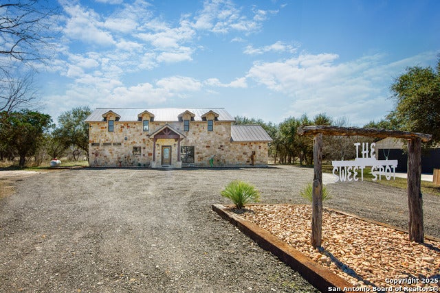 24 Morning Dew, ConCan