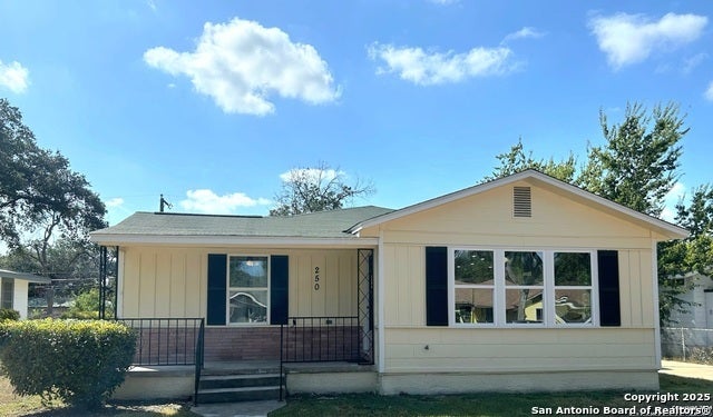 250 Rosemont Dr, San Antonio