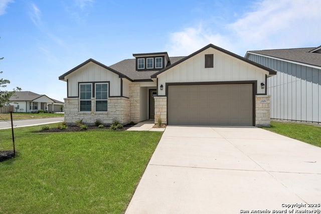 1509 Passmore Downs, New Braunfels