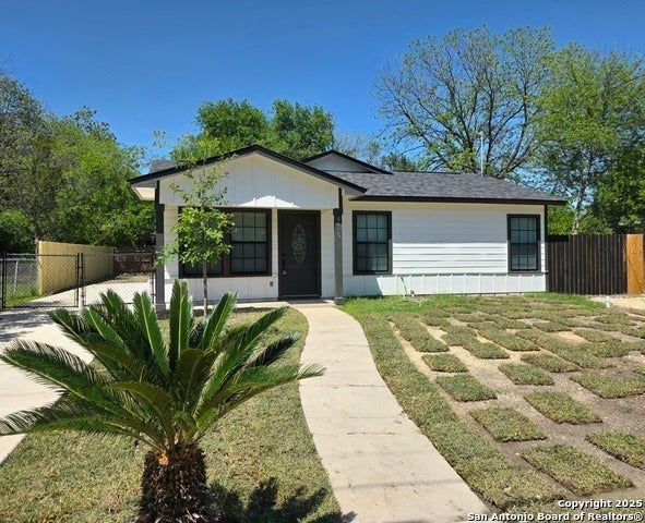 6415 Buena Vista, San Antonio