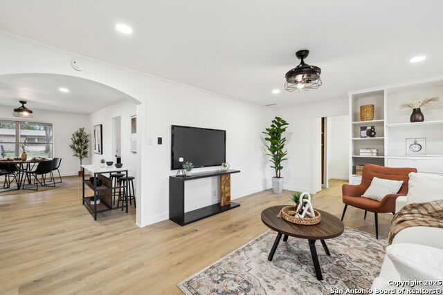 1815 Montview, San Antonio