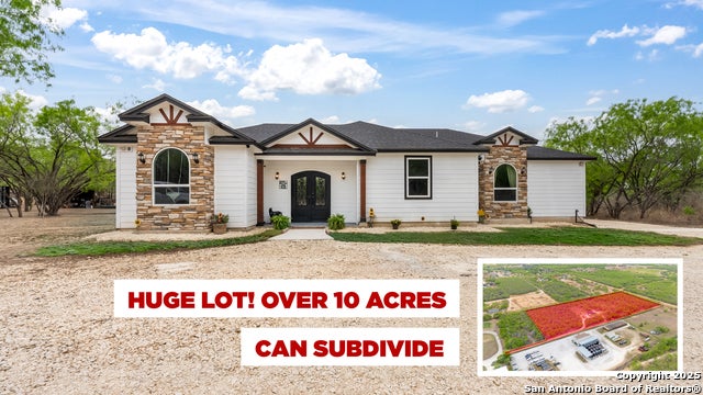 4493 Smith Rd, Von Ormy
