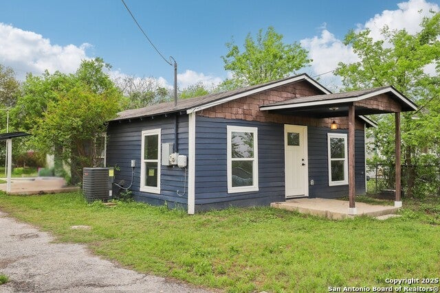 1360 Essex, San Antonio