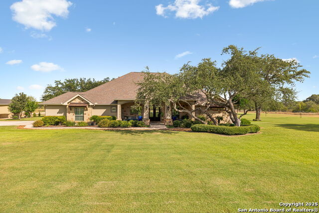 1994 Fm 3006, Pleasanton