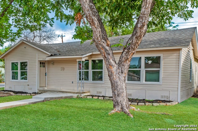 1537 Alhambra, San Antonio