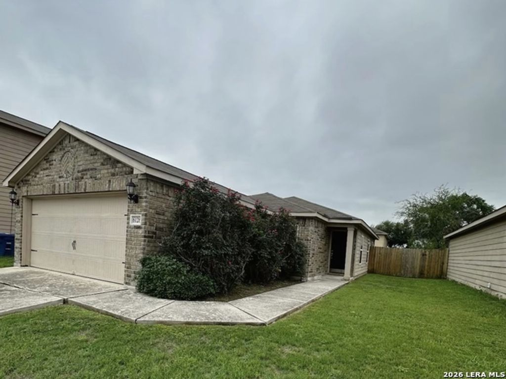 6126 Pleasant Lake, San Antonio