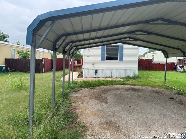 509 Maple, Jourdanton