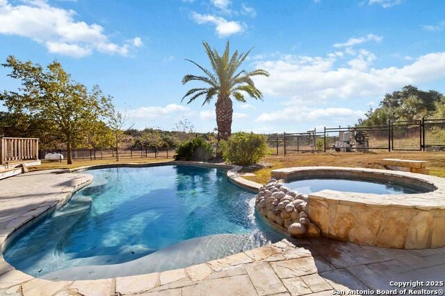 211 Scarlett Ridge, Boerne