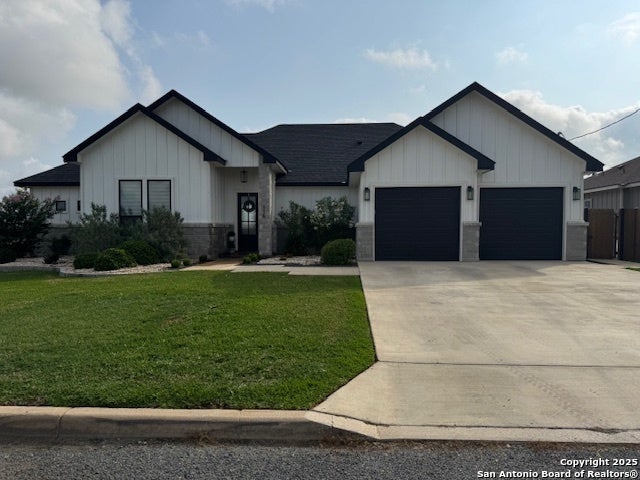 116 Park Heights, Poth