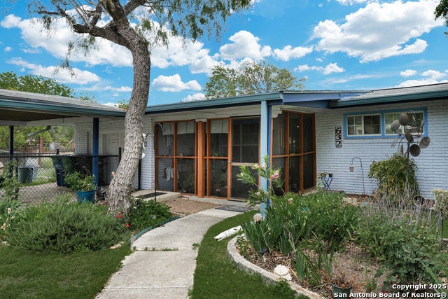 632 W Broadview, San Antonio