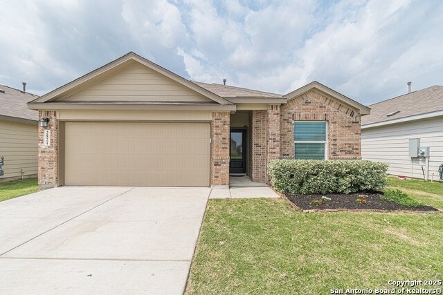 2824 Green Finch, New Braunfels