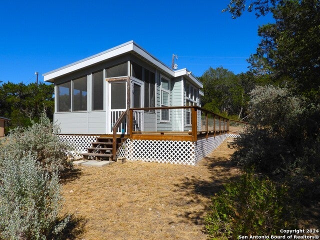 269 Angel Drive, Lakehills