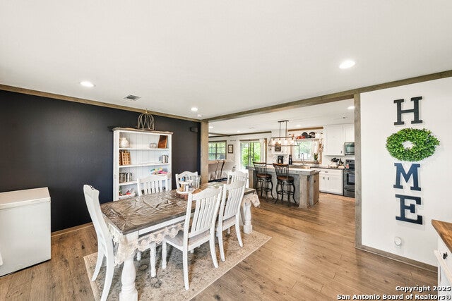 238 Las Palomas, Lytle