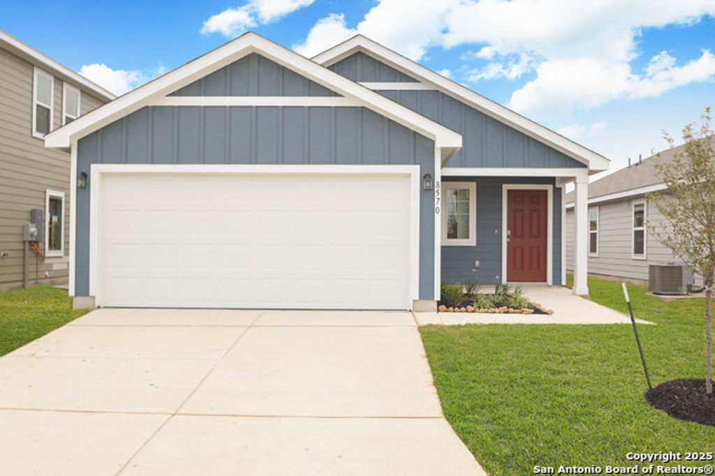 8570 Redhawk Lp, San Antonio