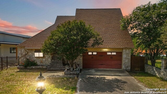 2179 Glenn Dr, Canyon Lake