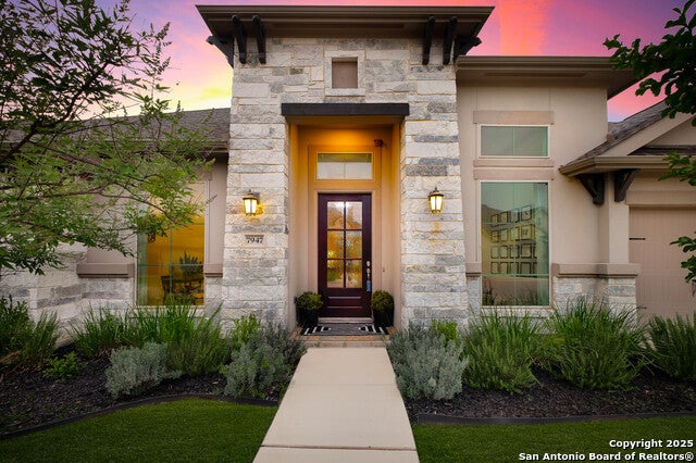 7947 Valley Crst, Fair Oaks Ranch