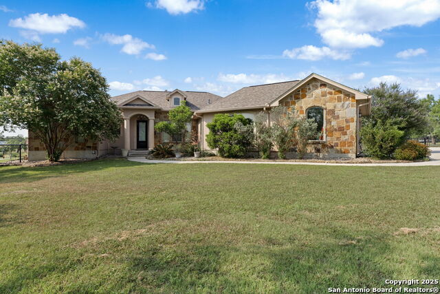 438 County Road 367, Hondo
