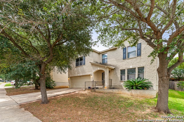 6743 Spearwood, Live Oak