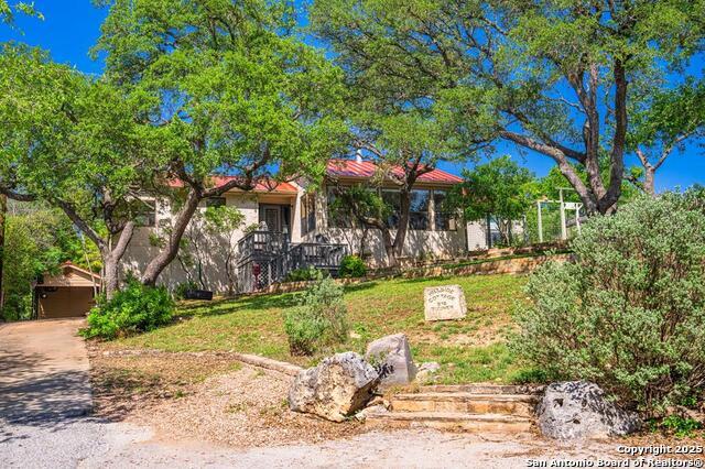 818 Bulwer, Kerrville