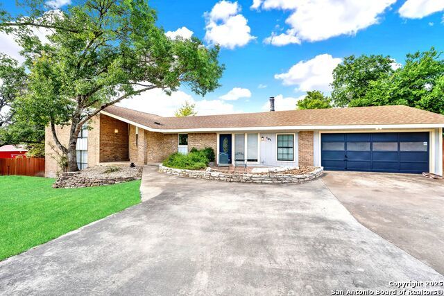 101 Hidden Hollow, Kerrville