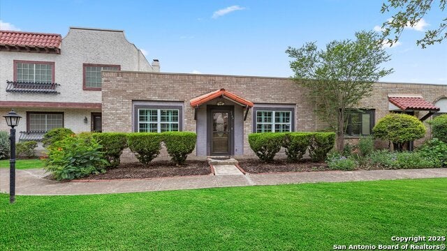 6750 Crown Ridge, San Antonio