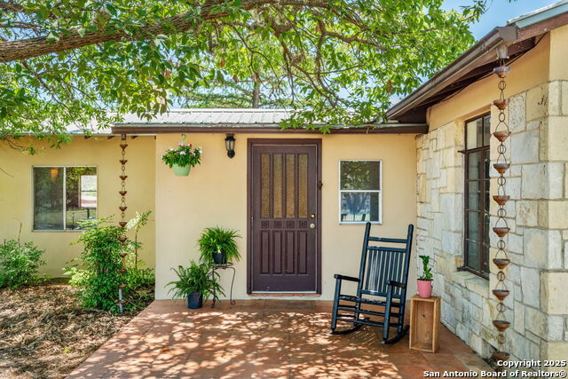 13132 State Highway 16, Medina