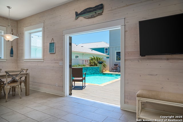 2821 11th 102, Port Aransas