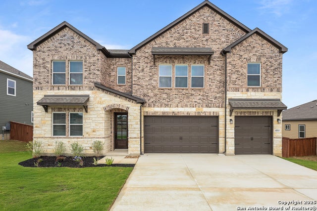 4511 Yoakum Valley, Schertz