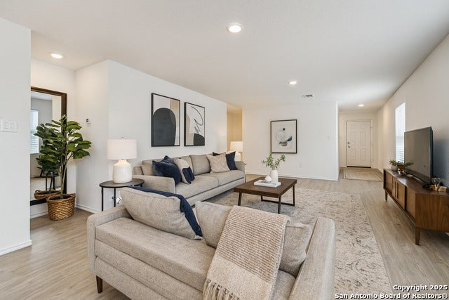 5406 Hornbeck Hts, Converse