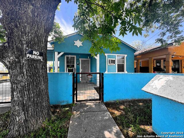 422 E Franciscan, San Antonio