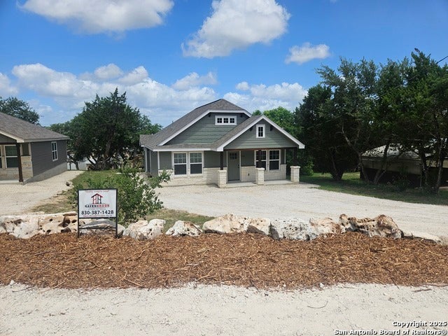 905 Roadrunner Spur, Canyon Lake