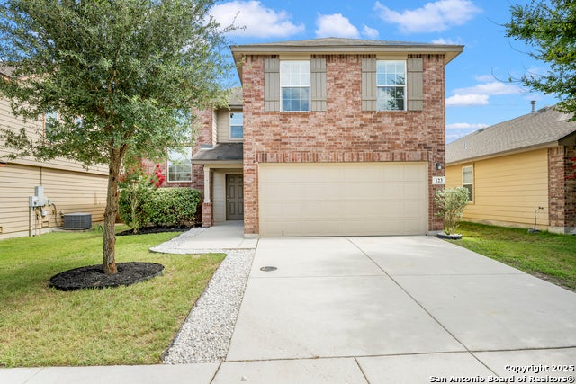 123 Lina, Boerne