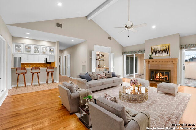 1 Kensington Ct, San Antonio